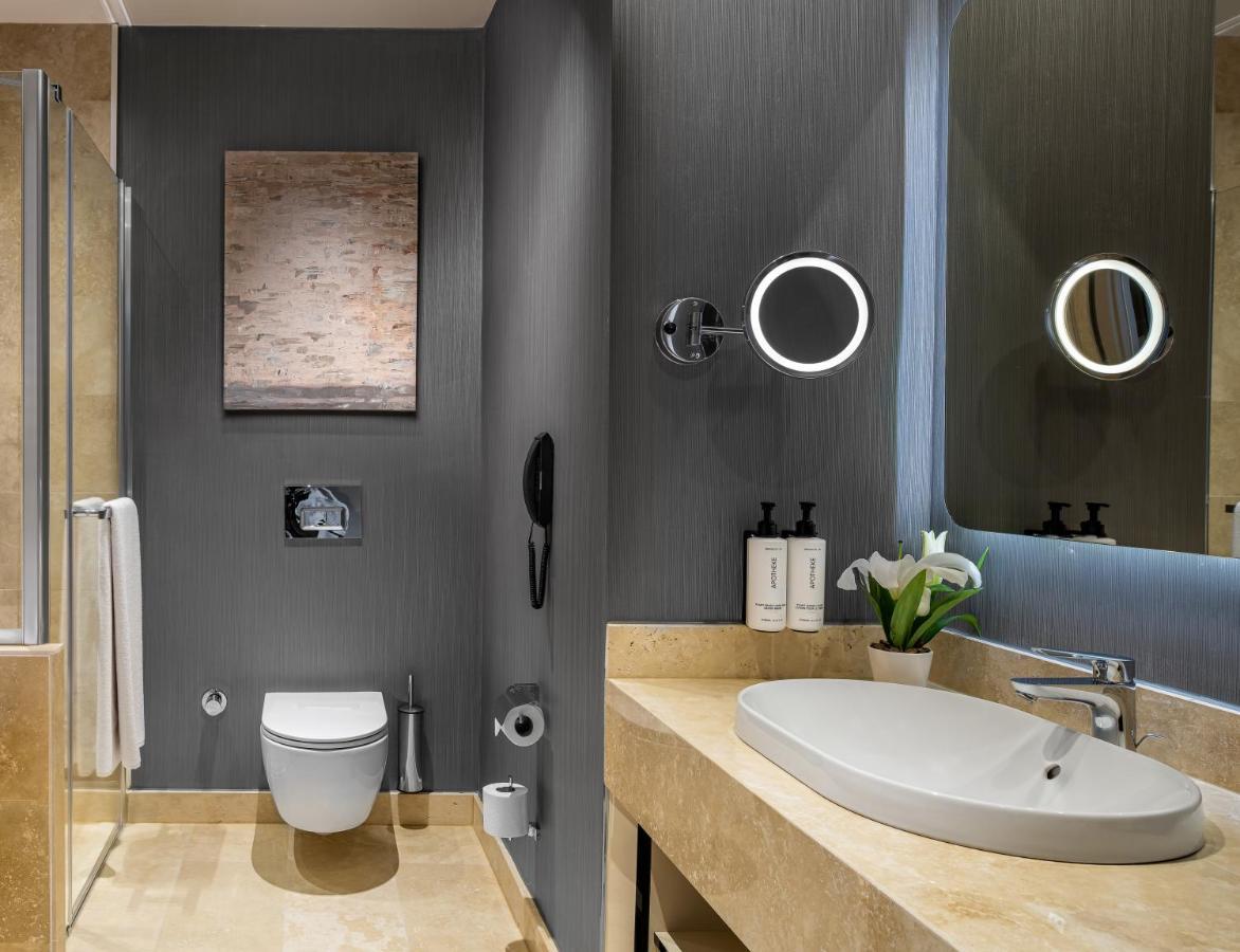 فندق Crowne Plaza - Istanbul Tuzla Viaport Marina By Ihg المظهر الخارجي الصورة