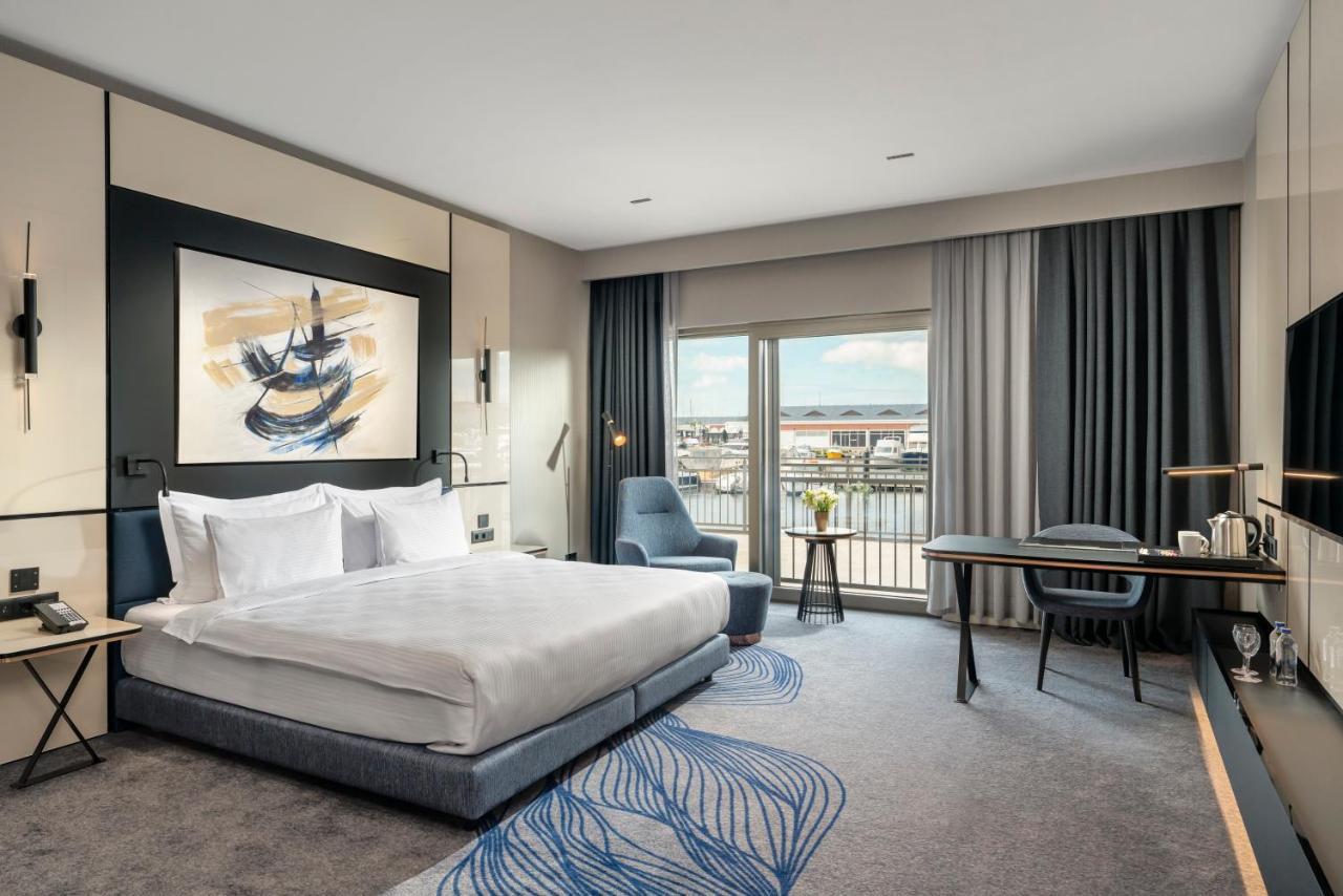 فندق Crowne Plaza - Istanbul Tuzla Viaport Marina By Ihg المظهر الخارجي الصورة
